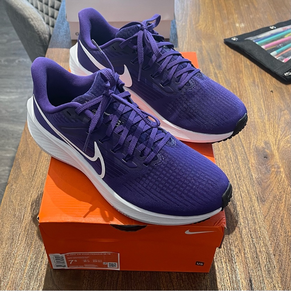 Purple Nike Pegasus  7.5